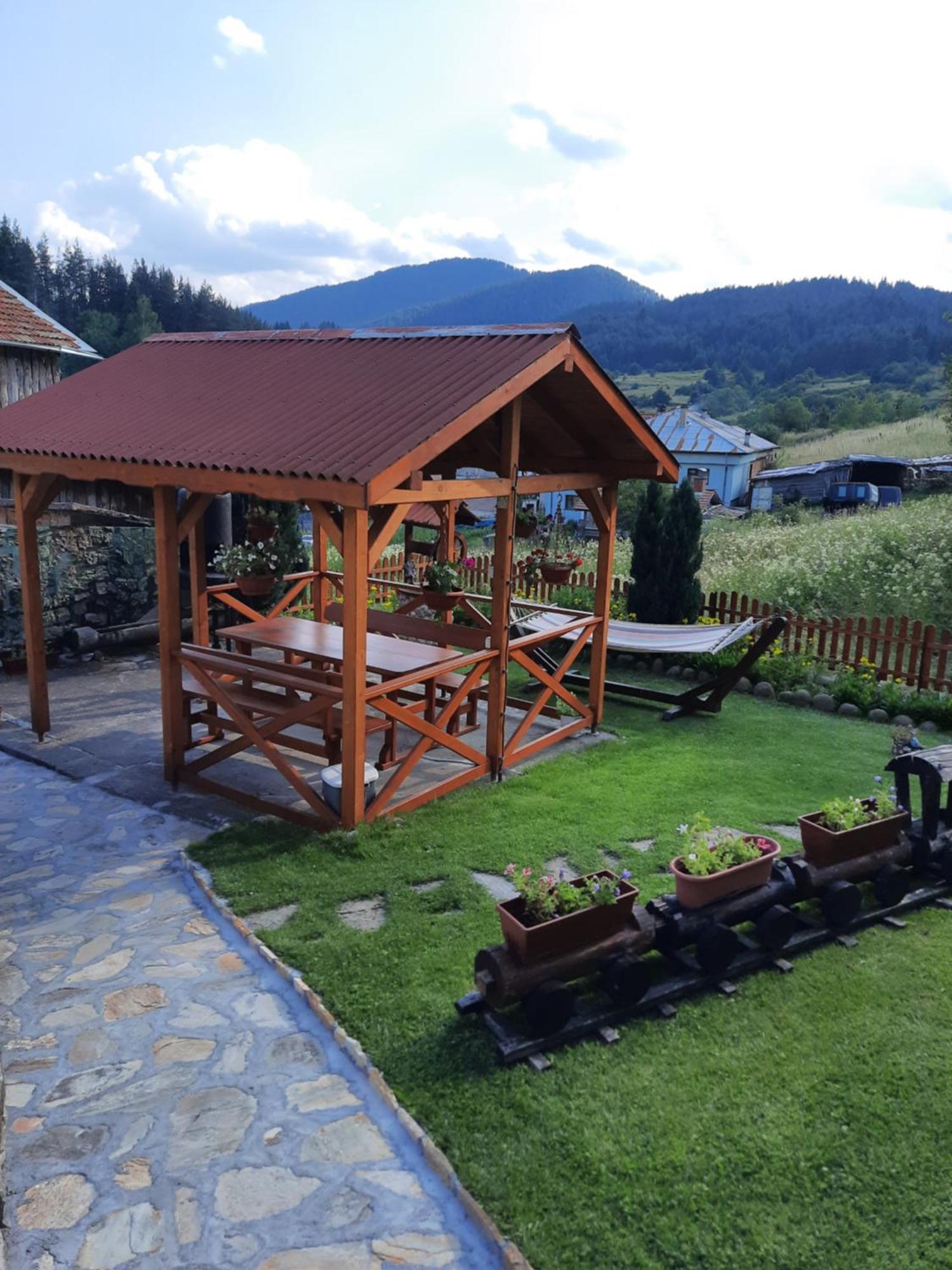 Вила Здравец Yagodina Exterior foto